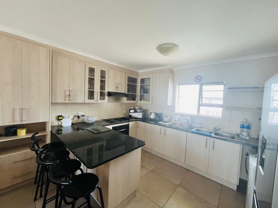 To Let 2 Bedroom Property for Rent in Hartenbos Central Western Cape